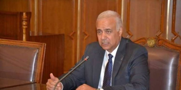 براءة أستاذ جامعي من سب رئيس جامعة الإسكندرية على «فيس بوك»