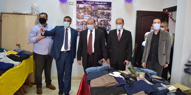 1000 قطعة ملابس في المعرض الخيرى لتربية بنى سويف