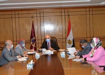 جامعة الفيوم: دورات تدريبية لطلاب الجامعة لمحو الأمية وتعليم الكبار