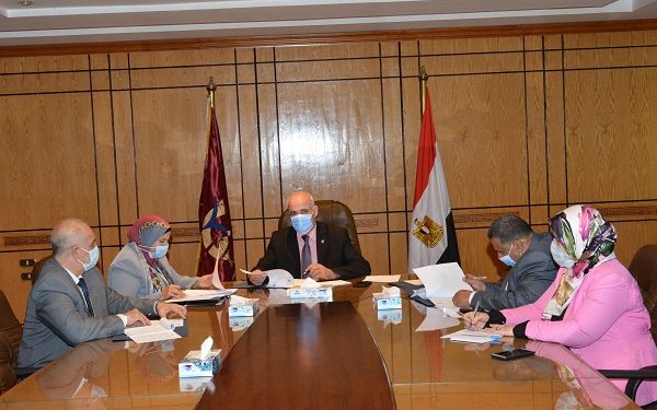 جامعة الفيوم: دورات تدريبية لطلاب الجامعة لمحو الأمية وتعليم الكبار