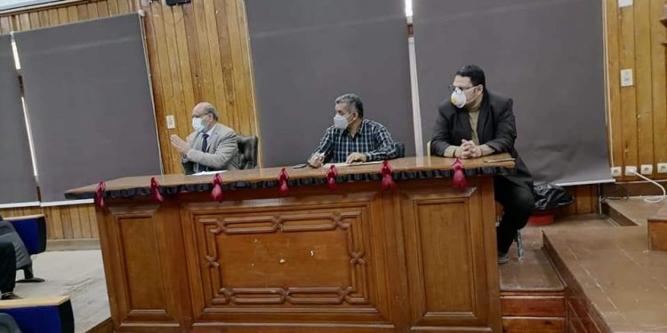 “كورونا.. ما نعرفه عنه وما لا نعرفه”.. دورة تدريبية بكلية طب أسنان الأزهر بأسيوط عن مكافحة العدوى