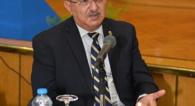 رئيس جامعة أسيوط