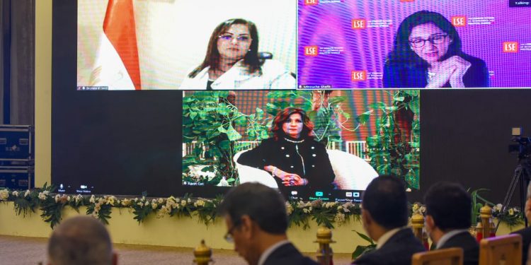 نعمت شفيق مشاركة عبر زووم