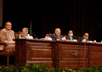 مجلس جامعة القاهرة يستعرض تقدم الجامعة في التصنيفات الدولية وتحقيق مباديء وثيقة التنوير