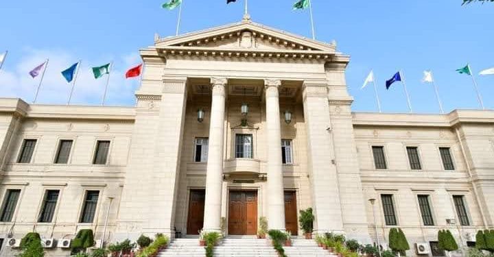 خدمة المجتمع بجامعة القاهرة يحصل على حق تقديم شهادات IBDL بعد اعتماده دوليًا