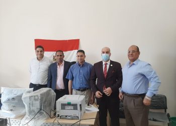 رئيس جامعة أسوان: تنفيذ خطة الجامعة للتعليم الهجين والأنشطة الطلابية بـ«الألسن»