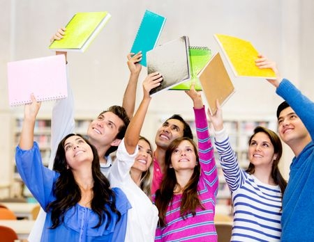 جامعة حلوان تنظم يوم تعريفي وحفل استقبال للطلاب الوافدين الجدد والقدامى.. 15 نوفمبر