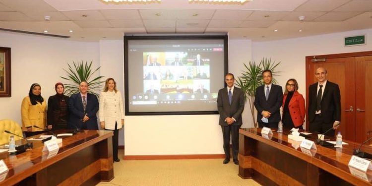 مذكرة تفاهم بين وزارة الاتصالات وجامعة أوتاوا الكندية