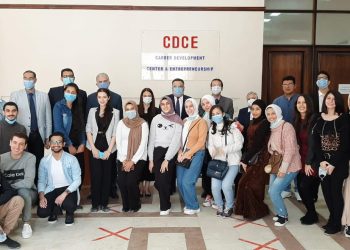 منح الجامعات 2021. اليوم آخر فرصة للتقدم لمنح الوكالة الأمريكية