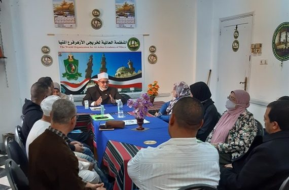 خلال لقائه منسقي العلاقات العامة والإعلام.. رئيس منطقة المنيا يؤكد على ضرورة التواصل مع المعاهد لإبراز كافة الأنشطة بوسائل الإعلام