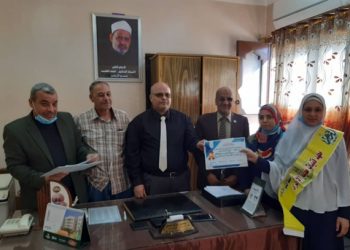 ختام تدريب شيوخ ونظار المعاهد على برنامج القيادة الإدارية بالمنيا الأزهرية