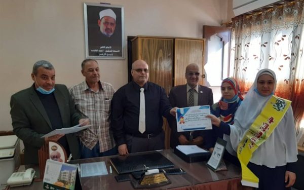 ختام تدريب شيوخ ونظار المعاهد على برنامج القيادة الإدارية بالمنيا الأزهرية