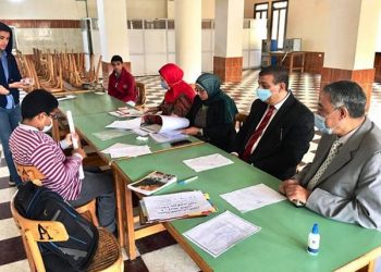 الوكيل الثقافي للإسكندرية يتابع نهائي مسابقة اليد والملتقى الفكري للبنين