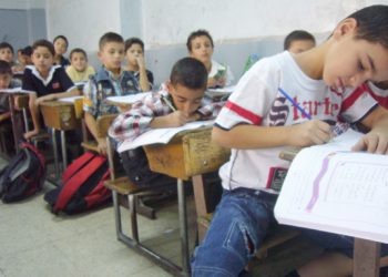 تقييم جديد لصفوف النقل "لا يلغي الامتحانات"