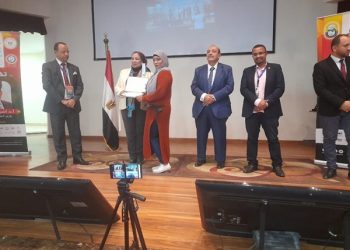 معلمة أزهرية تفوز بلقب أفضل مُدرسة تربية رياضية على مستوى الوطن العربي