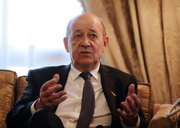 وزير خارجية فرنسا: يجب أن نقاتل مع مؤسسة الأزهر العظيمة ضد الكراهية وضلالات المتطرفين