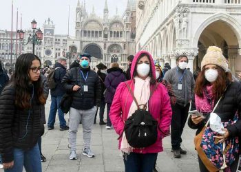 كيف تتعامل الدول الأوروبية مع فيروس كورونا؟