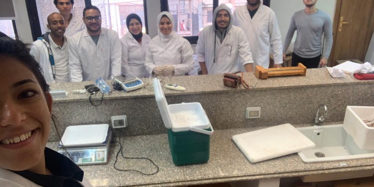 "بنتين من مصر".. "ريم وميادة" نماذج مشرقة للمرأة المصرية.. حكاية "أول جواز سفر بحري" للفتيات في مصر