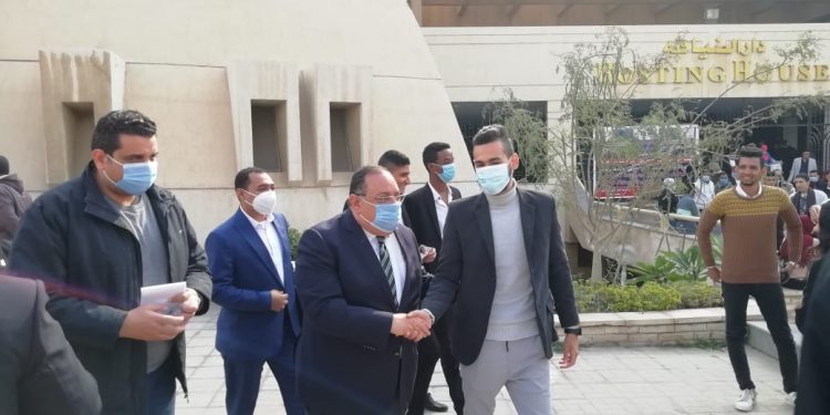 رئيس اتحاد طلاب «آداب حلوان»: حلمي مساعدة جميع الطلاب