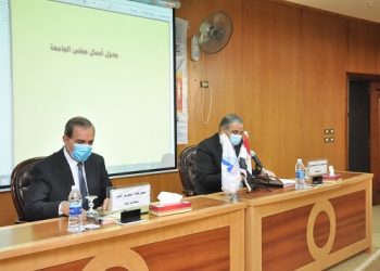 رئيس جامعة كفرالشيخ: تطبيق حازم للإجراءات الاحترازية