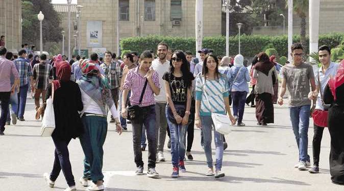 حقيقة تعليق الدراسة في الجامعات