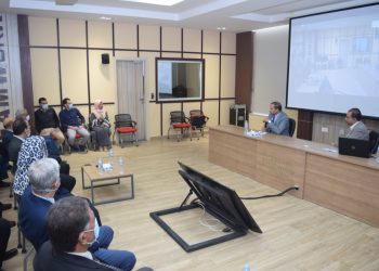 رئيس جامعة سوهاج يتفقد الاستعدادات النهائية لافتتاح معهد تكنولوجيا المعلومات