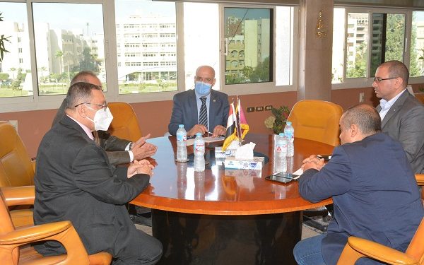 رئيس جامعة الفيوم: قرار الرئيس بإنشاء جامعة أهلية فتح باب الفرص لمشروعات تعليمية وخدمية