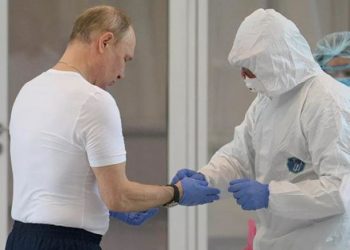 بوتين يأمر بالتطعيم الشامل ضد فيروس كورونا في روسيا الأسبوع المقبل