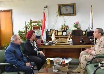 جامعة أسيوط تطلق قافلة شاملة دعماً للقرى الأكثر احتياجا بالمحافظة بالتعاون مع المنطقة الجنوبية العسكرية