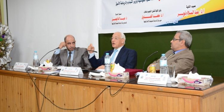 وزير الشباب والرياضة الأسبق يعلن عن توقعاته لسياسة «بايدن» على الصعيدين الداخلي والخارجي