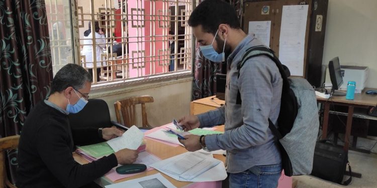 هل تتأثر انتخابات الاتحادات الطلابية بالجامعات بزيادة إصابات كورونا؟