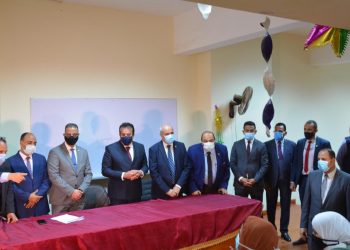 وزير التعليم العالي يفتتح المدرجات المركزية بجامعة الفيوم