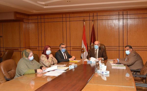 تفاصيل انعقاد مجلس جوائز جامعة الفيوم