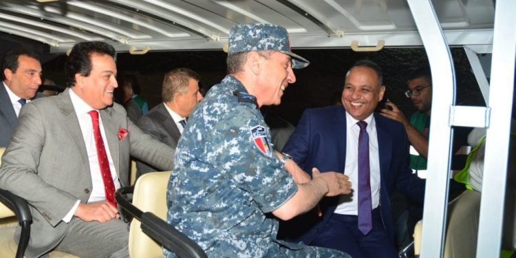 خلال إنطلاق رالي السيارات محلية الصنع