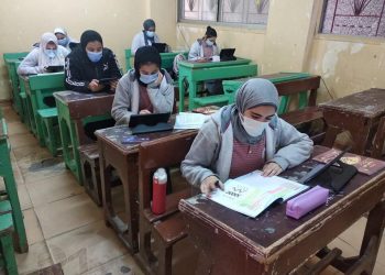 “التليجرام”.. أسرع وسيلة للغش في الامتحانات التجريبية لطلاب الثانوية “صور”