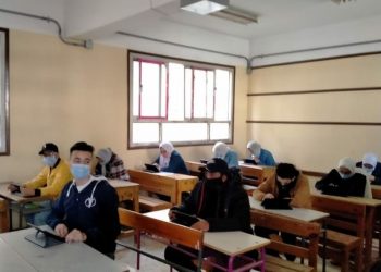 "لو كنتي وزيرة تعليم"..أمهات مصر يضعن حلول لاستكمال العام الدراسي 