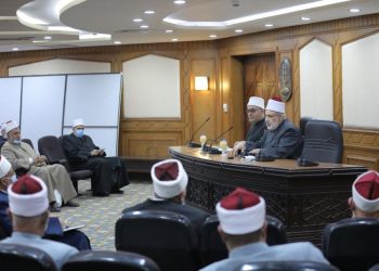  الضويني للوعاظ : أنتم لسان الأزهر وتحملون رسالة سامية