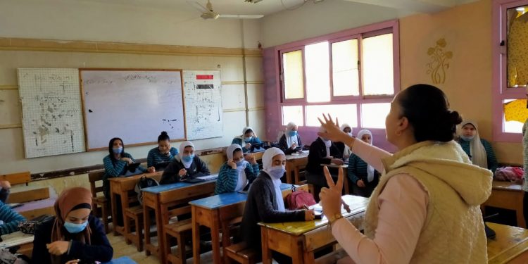 بالفيديو تسريبات الامتحانات التجريبية تتصدر"اليوتيوب"