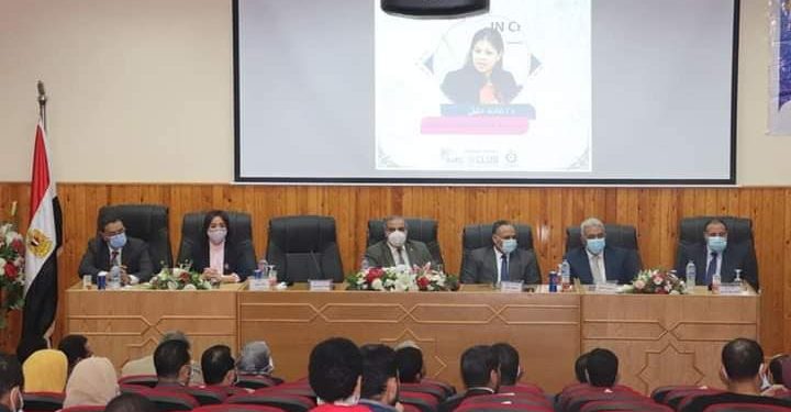 كلية الاقتصاد المنزلي تفوز بالمركز السادس بدوري ريادة الأعمال بجامعة الأزهر