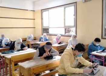 التعليم تعلن عن حل نهائي لأزمة امتحانات أبناؤنا بالخارج