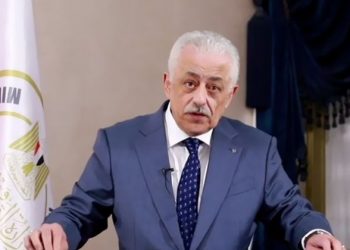 طارق شوقي.. الوزير الذي لا ينام