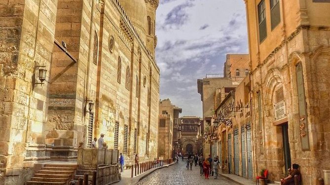 المحافظة الثالثة.. القاهرة تعلن تعليق الدراسة غدًا الأربعاء