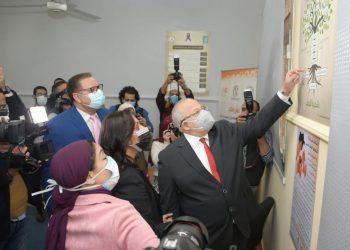 جامعة القاهرة تفتتح وحدة الاستجابة الطبية للتعامل مع السيدات المعنفات بقصر العيني