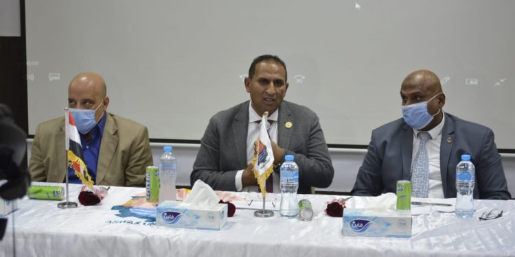 رئيس جامعة أسوان يشهد ختام فعاليات المبادرة الرئاسية الرياضة أمن قومي