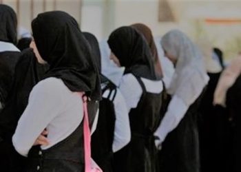 "أمهات مصر": بعض أولياء الأمور يشكون تعرض فتياتهن للتحرش أمام مدرسة بالهرم