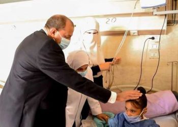 رئيس جامعة بني سويف: الطفلة شروق تحتاج لعملية قسطرة وليست "قلب مفتوح"