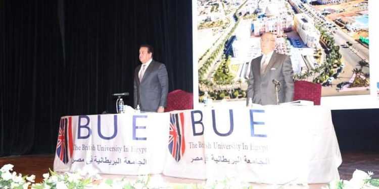 الجامعات الخاصة: رفع الغياب منعا لتفشي فيروس كورونا والمحاضرات "أون لاين"