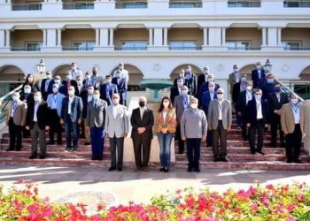 رئيس جامعة أسوان يشيد بورشة عمل هيئة فولبرايت بالغردقة