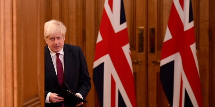 سلالة كورونا الجديدة .. بريطانيا أصبحت معزولة