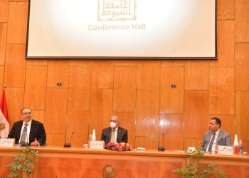 رئيس «استئناف القاهرة» يكشف عن شرط آمن لإنشاء حساب على السوشيال ميديا